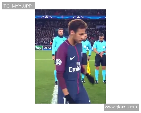 足球明星小卷毛图片大全欣赏与解析展现他们独特魅力与风采