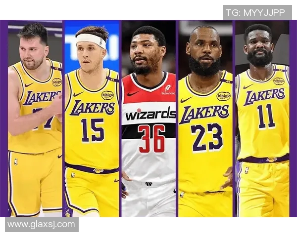 湖人对决蓝网精彩赛事回顾与分析11月4日比赛亮点与球员表现 湖人对决蓝网精彩赛事回顾与分析11月4日比赛亮点与球员表现